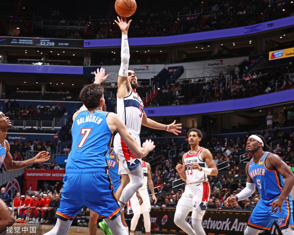 这位风格独 这位风格独